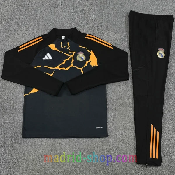 Sudadera de Entrenamiento Real Madrid 2025-26 Negra Naranja Sudadera de Entrenamiento Real Madrid 2025-26 Negra Naranja - Imagen 2