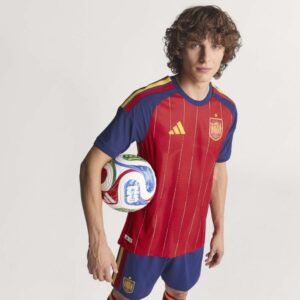 Guía completa de la camiseta de España para el Mundial 2026
