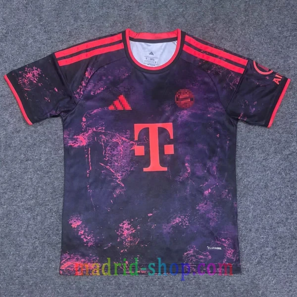 Camiseta Bayern Munich Tercera Equipación 2026-27 Camiseta Bayern Munich Tercera Equipación 2026-27 azul marino y púrpura.