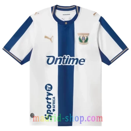 Camiseta CD Leganés Primera Equipación 2026-27 azul y blanca con detalle conmemorativo de ascenso.