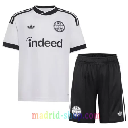 Camiseta Eintracht Frankfurt Niño Segunda Equipación 2026-27 conjunto infantil blanco con pantalón corto.