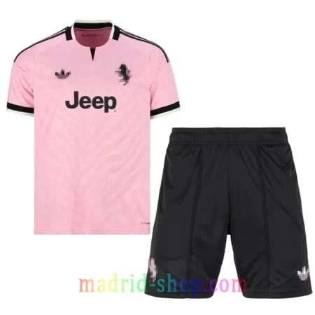 Camiseta Juventus Segunda Equipación 2026-27 Niño conjunto infantil rosa con pantalón corto.