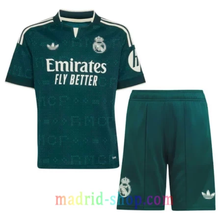 Camiseta Real Madrid Segunda Equipación 2026-27 Niño conjunto infantil verde Aurora Ivy con pantalón corto.